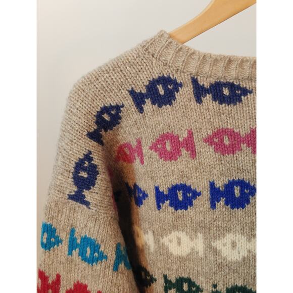 Vintage Ewenique Wool Tan Fish Print Crew Neck Thick Chunky Pullover Sweater - Picture 6 of 10
